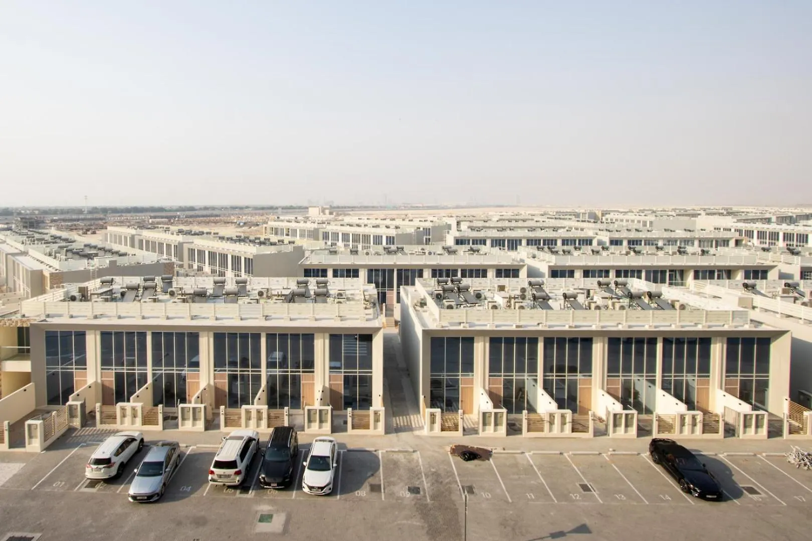 Apartment Livbnb - Brand New 1B In Rukan, Dubailand