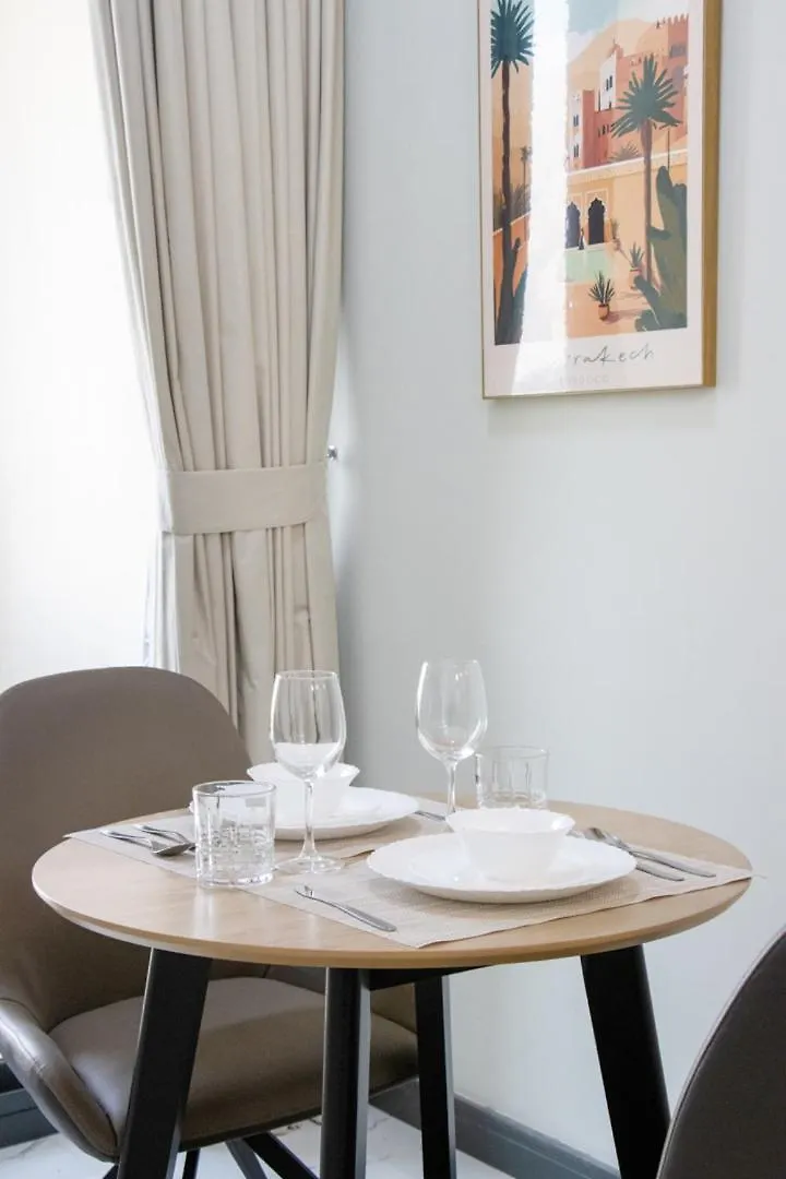 Livbnb - Brand New 1B In Rukan, Dubailand