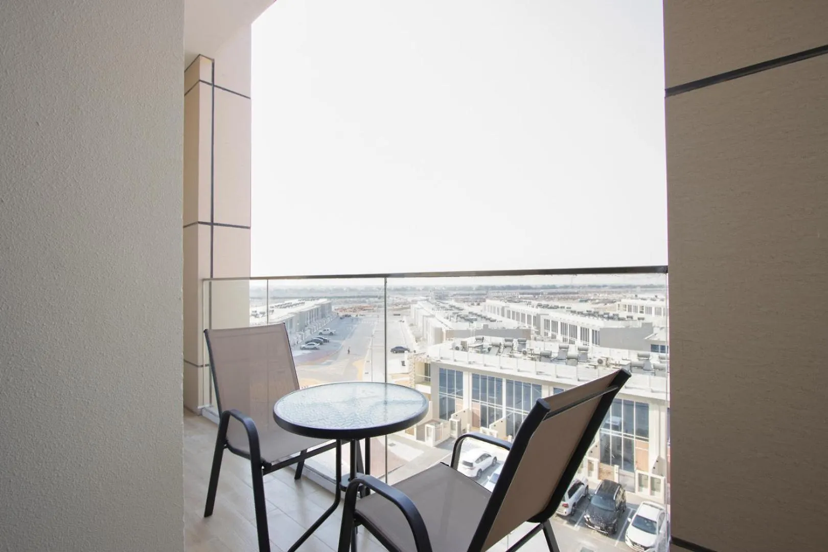 Livbnb - Brand New 1B In Rukan, Dubailand Apartment